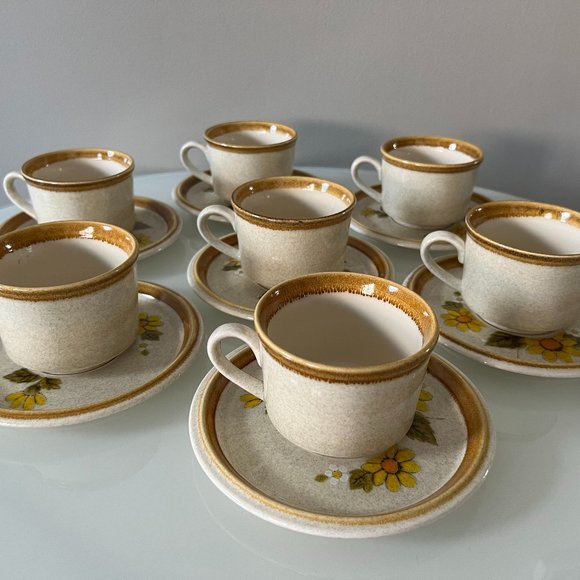 Mikasa Cream and Brown Floral Cups and Saucers Set - Picture 1 of 5